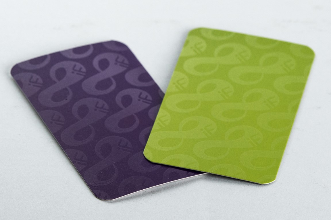 WEBSITE-PRINTING-TEMPLATE-business-card-spot-uv-Medium.jpg